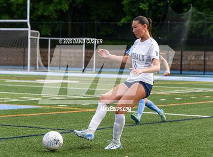 Thumbnail 3 in Washington-Liberty @ Yorktown (VHSL Region 6 Class D Final) photogallery.