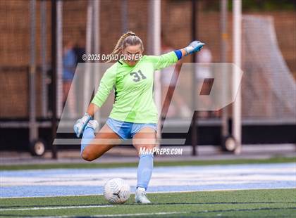Thumbnail 3 in Washington-Liberty @ Yorktown (VHSL Region 6 Class D Final) photogallery.
