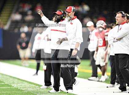Thumbnail 2 in Ruston vs. Destrehan (LHSAA Div I Non-Select Final) photogallery.