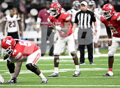 Thumbnail 3 in Ruston vs. Destrehan (LHSAA Div I Non-Select Final) photogallery.