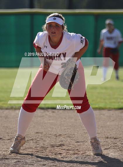 Thumbnail 3 in Eaglecrest @ Smoky Hill photogallery.