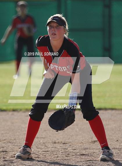 Thumbnail 1 in Eaglecrest @ Smoky Hill photogallery.