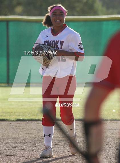 Thumbnail 2 in Eaglecrest @ Smoky Hill photogallery.