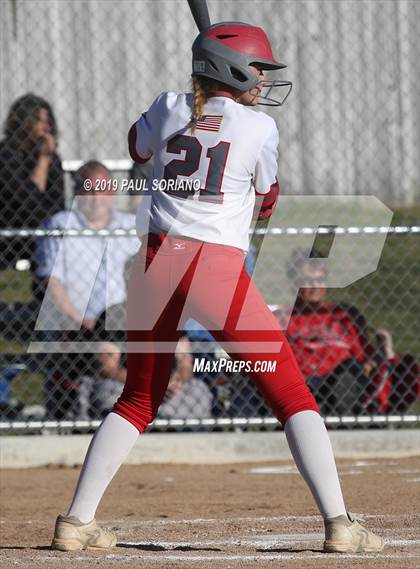 Thumbnail 1 in Eaglecrest @ Smoky Hill photogallery.