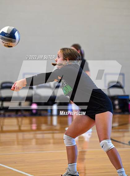Thumbnail 1 in College Station vs Brenham photogallery.