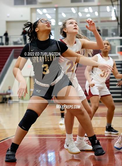 Thumbnail 3 in Sprayberry @ Lassiter photogallery.
