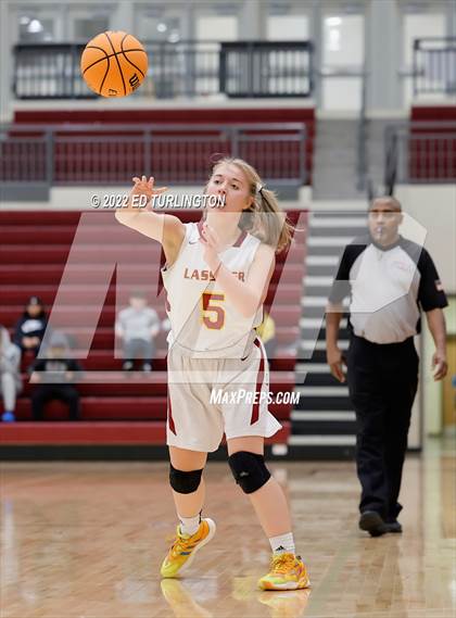 Thumbnail 1 in Sprayberry @ Lassiter photogallery.