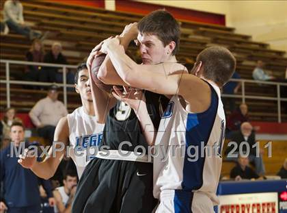 Thumbnail 2 in Arapahoe vs. Legend photogallery.
