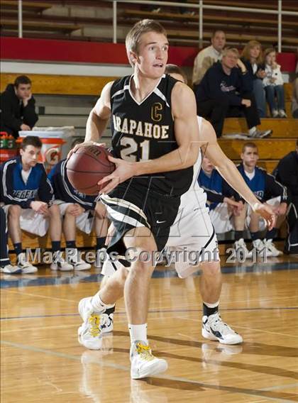 Thumbnail 3 in Arapahoe vs. Legend photogallery.