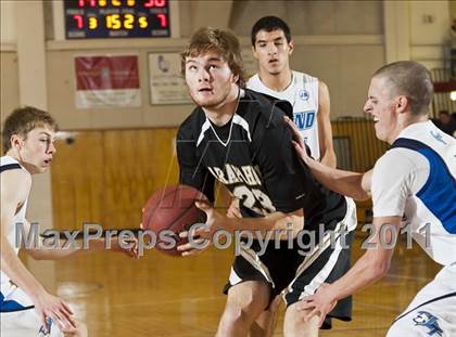 Thumbnail 1 in Arapahoe vs. Legend photogallery.
