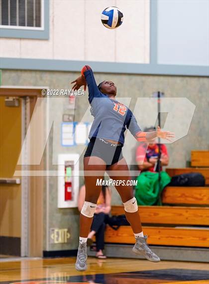 Thumbnail 2 in Calaveras @ Cosumnes Oaks photogallery.