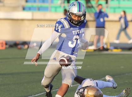 Thumbnail 2 in Mater Dei Catholic @ Eastlake photogallery.