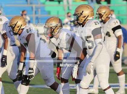 Thumbnail 2 in Mater Dei Catholic @ Eastlake photogallery.