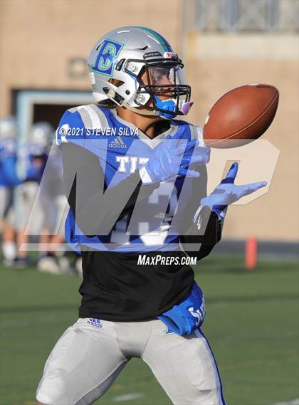 Thumbnail 1 in Mater Dei Catholic @ Eastlake photogallery.