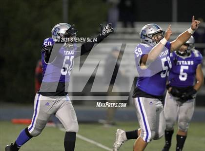 Thumbnail 1 in Mater Dei Catholic @ Eastlake photogallery.