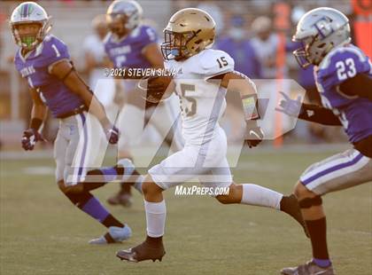 Thumbnail 3 in Mater Dei Catholic @ Eastlake photogallery.