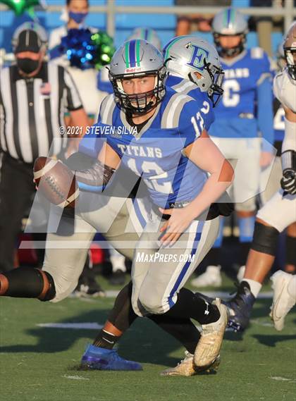 Thumbnail 3 in Mater Dei Catholic @ Eastlake photogallery.
