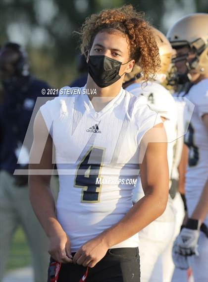 Thumbnail 3 in Mater Dei Catholic @ Eastlake photogallery.
