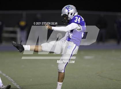 Thumbnail 2 in Mater Dei Catholic @ Eastlake photogallery.