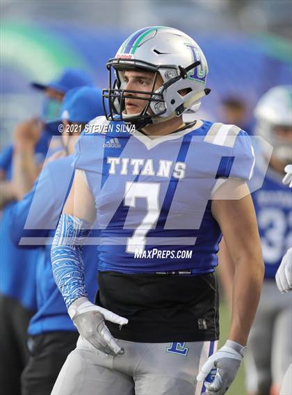 Thumbnail 1 in Mater Dei Catholic @ Eastlake photogallery.