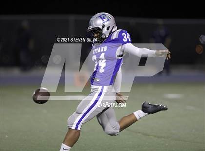 Thumbnail 1 in Mater Dei Catholic @ Eastlake photogallery.