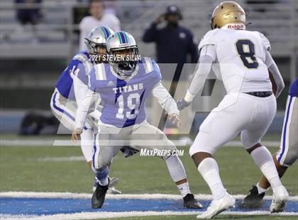 Thumbnail 3 in Mater Dei Catholic @ Eastlake photogallery.