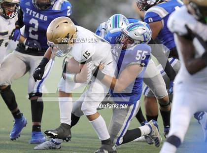 Thumbnail 3 in Mater Dei Catholic @ Eastlake photogallery.