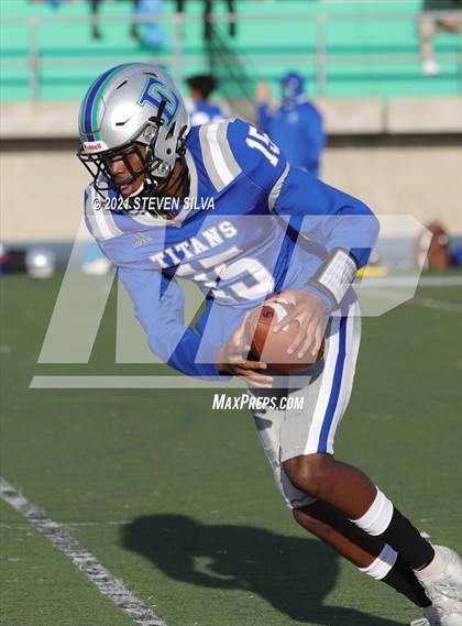 Thumbnail 2 in Mater Dei Catholic @ Eastlake photogallery.