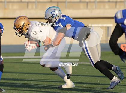 Thumbnail 3 in Mater Dei Catholic @ Eastlake photogallery.