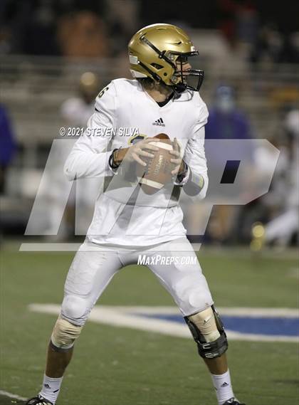 Thumbnail 3 in Mater Dei Catholic @ Eastlake photogallery.