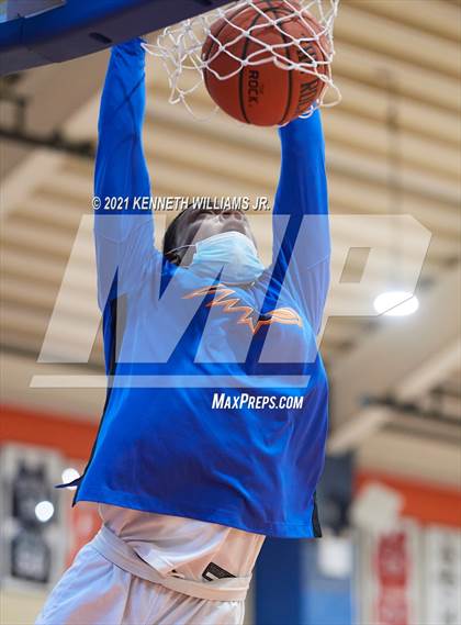 Thumbnail 3 in St. Raymond vs Monsignor Scanlan  photogallery.
