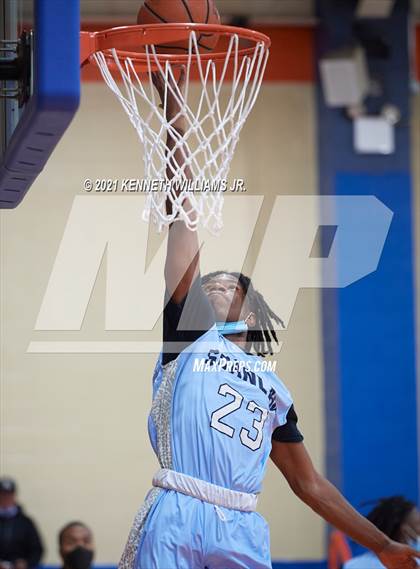 Thumbnail 1 in St. Raymond vs Monsignor Scanlan  photogallery.