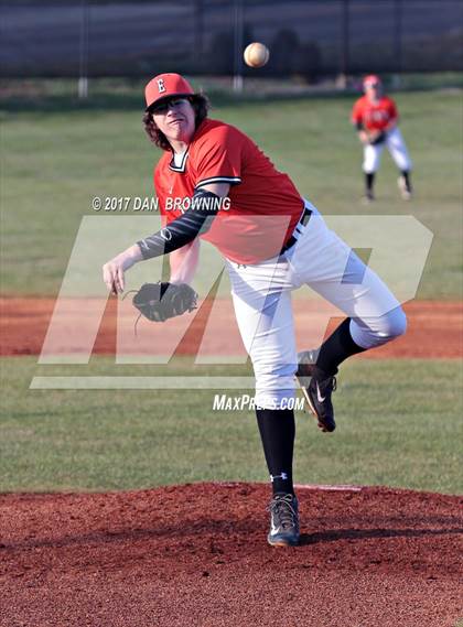 Thumbnail 2 in Seymour @ Morristown-Hamblen East photogallery.