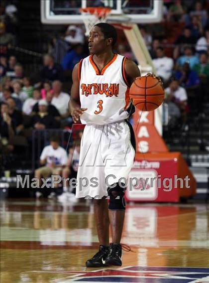 Thumbnail 1 in Paducah vs. Waelder (UIL1A Semifinal) photogallery.