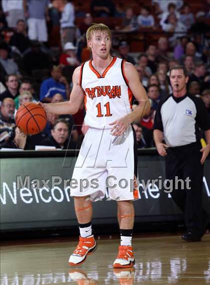 Thumbnail 1 in Paducah vs. Waelder (UIL1A Semifinal) photogallery.