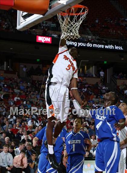 Thumbnail 2 in Paducah vs. Waelder (UIL1A Semifinal) photogallery.
