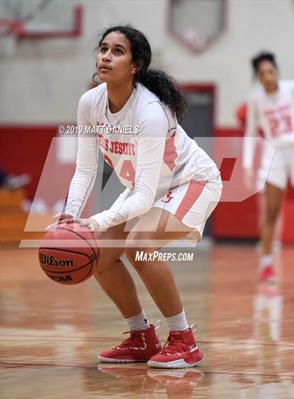 Thumbnail 3 in Legend @ Regis Jesuit photogallery.