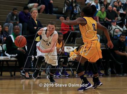 Thumbnail 1 in Edna Karr @ Mt. Carmel photogallery.