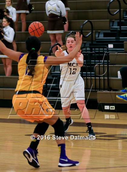 Thumbnail 2 in Edna Karr @ Mt. Carmel photogallery.
