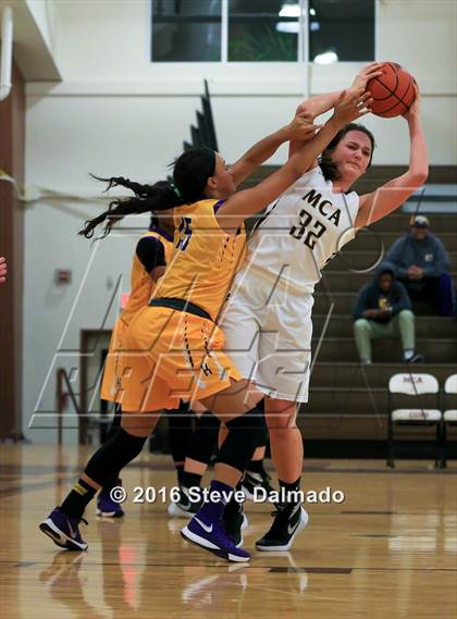 Thumbnail 2 in Edna Karr @ Mt. Carmel photogallery.
