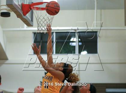 Thumbnail 2 in Edna Karr @ Mt. Carmel photogallery.