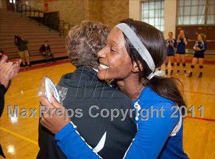 Thumbnail 2 in La Jolla Country Day vs Parker (CIF SDS D4 Final) photogallery.