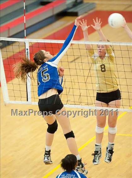 Thumbnail 1 in La Jolla Country Day vs Parker (CIF SDS D4 Final) photogallery.