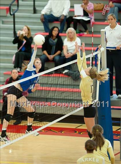 Thumbnail 3 in La Jolla Country Day vs Parker (CIF SDS D4 Final) photogallery.