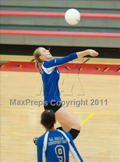 Thumbnail 2 in La Jolla Country Day vs Parker (CIF SDS D4 Final) photogallery.