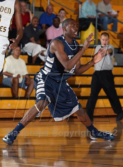 Thumbnail 1 in Tift County vs. Eagle's Landing (City of Palms Classic) photogallery.