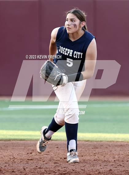 Thumbnail 1 in Joseph City @ Williams (AIA 1A Finals) photogallery.