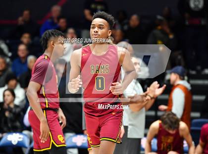 Thumbnail 1 in De La Salle vs. Central Catholic (MaxPreps MLK Classic) photogallery.