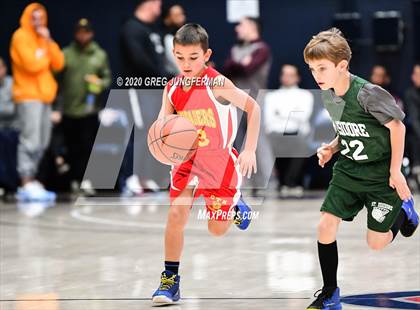 Thumbnail 1 in De La Salle vs. Central Catholic (MaxPreps MLK Classic) photogallery.