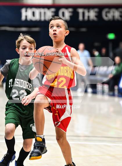 Thumbnail 1 in De La Salle vs. Central Catholic (MaxPreps MLK Classic) photogallery.